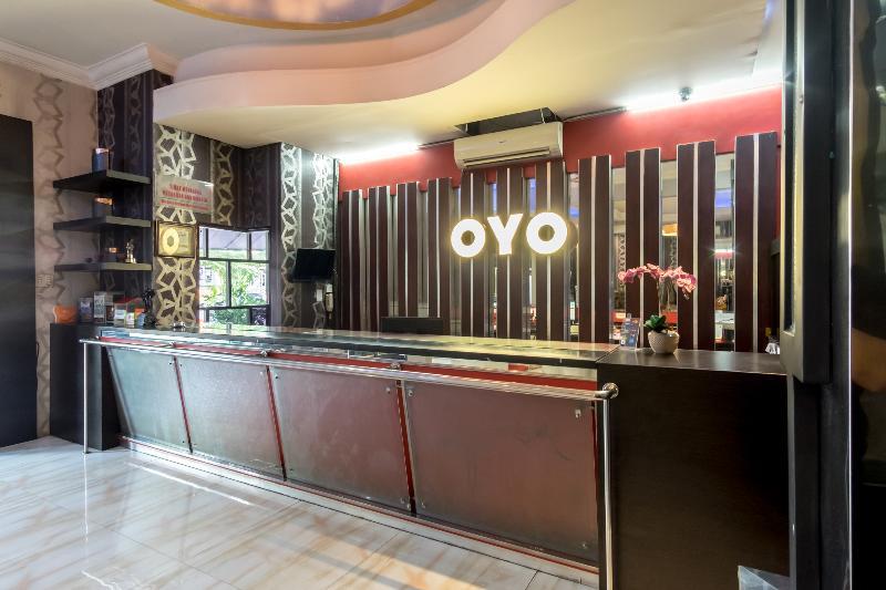 Oyo 711 Salam Residence Syariah Medan Exterior photo